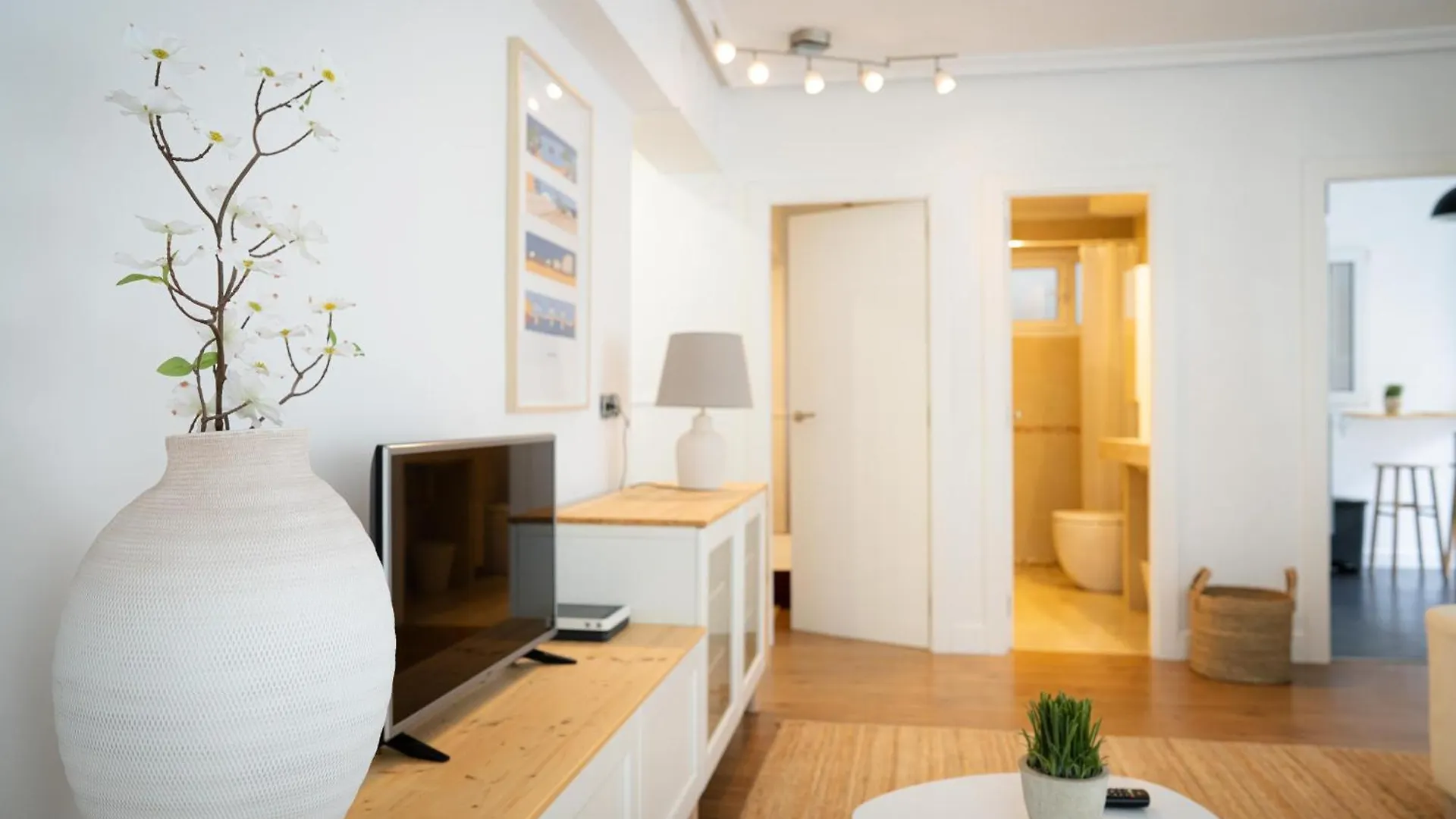 Ondarreta Beach Apartment Añorga-Lugariz