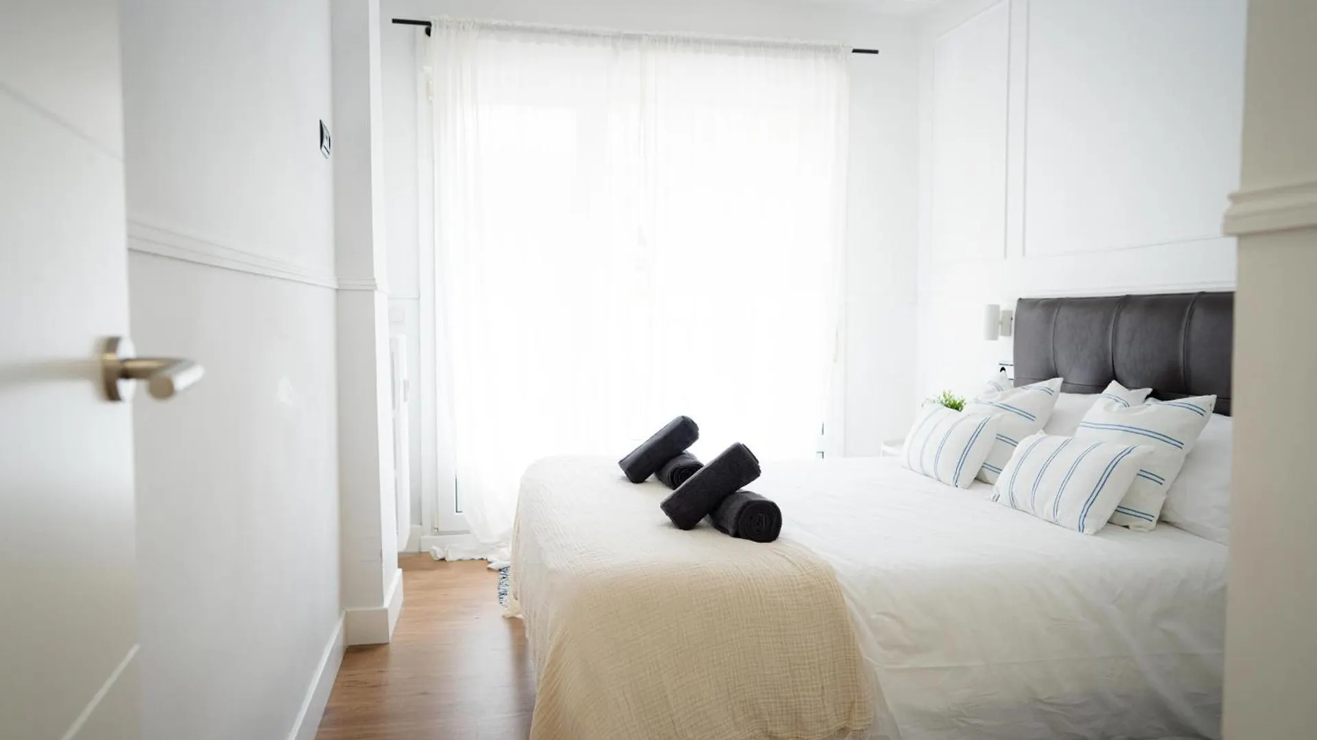 Ondarreta Beach Apartment Anorga-Lugariz 0*,